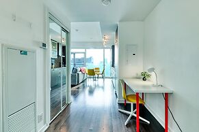 Toronto City Suites - Front St