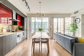 Toronto City Suites - Front St