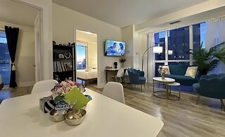 Toronto City Suites - Front St