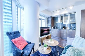 Toronto City Suites - Front St