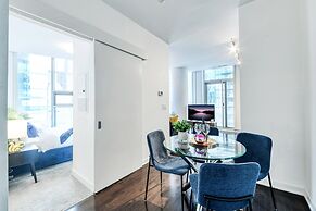 Toronto City Suites - Front St