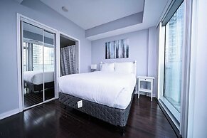 Toronto City Suites - Front St