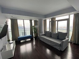 Toronto City Suites - Front St