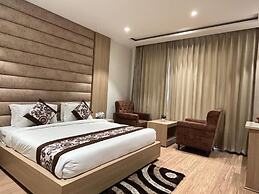 Hotel RRV with Free Parking