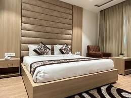 Hotel RRV with Free Parking