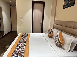 Hotel RRV with Free Parking