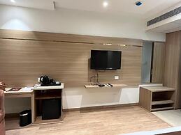 Hotel RRV with Free Parking