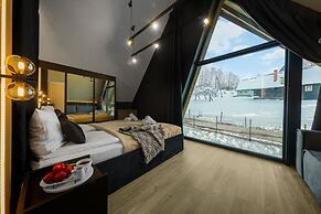 Crystal Pine Luxury Villas Jacuzzi&Sauna