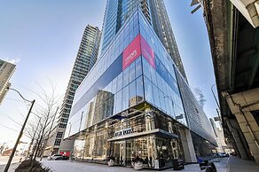 City Escape Suites - Walk to CN Tower