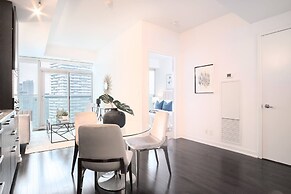 City View Suites - Near CN Tower