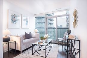 City View Suites - Near CN Tower