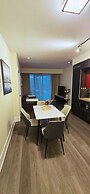 Chic Downtown Suites - By CN Tower