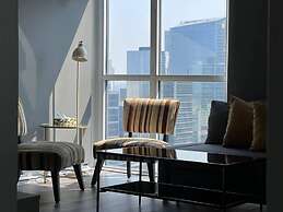 Chic Downtown Suites - By CN Tower