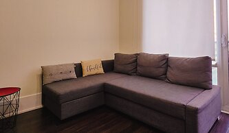 Chic Downtown Suites - By CN Tower
