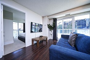 Chic Downtown Suites - By CN Tower