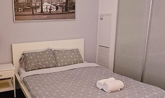 Chic Downtown Suites - By CN Tower