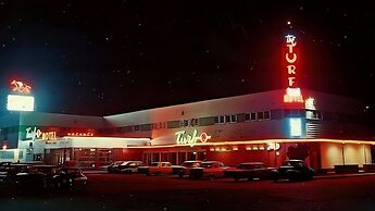 Turf Hotel