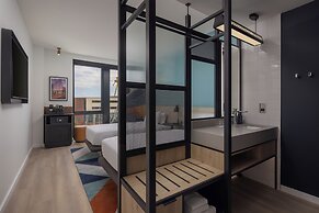 Aloft by Marriott Belfast Titanic Quarter
