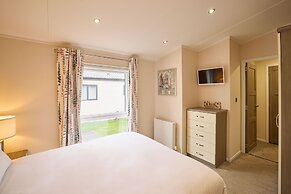 Host Stay Crucible Lodge