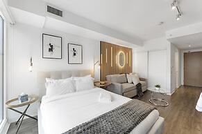 Dundas East Hotel & Suites Toronto