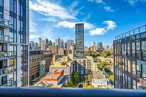 Dundas East Hotel & Suites Toronto
