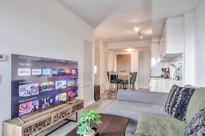 Dundas East Hotel & Suites Toronto