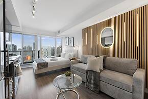 Dundas East Hotel & Suites Toronto