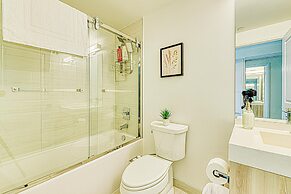 Dundas East Hotel & Suites Toronto