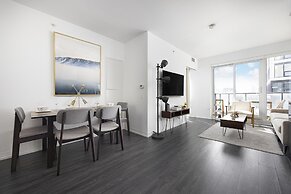 Dundas East Hotel & Suites Toronto