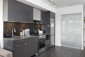 Dundas East Hotel & Suites Toronto
