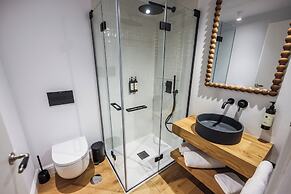 Do Bico Rooms