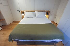 Do Bico Rooms