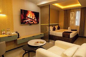 Emboita Hotels ltd