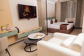 Emboita Hotels ltd