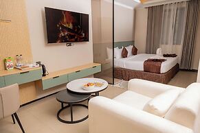 Emboita Hotels ltd