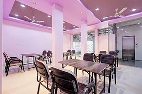 Fabhotel Grand Executive