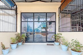 Fabhotel Grand Executive