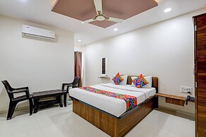 Fabhotel Grand Executive