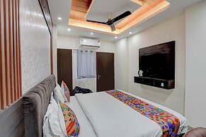 Fabhotel Ivory Loft
