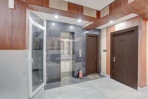 Fabhotel Ivory Loft