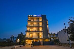 Fabhotel Roost Stay