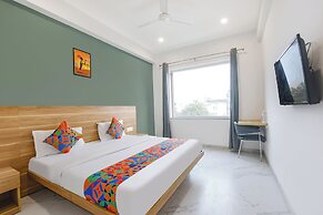 Fabhotel Roost Stay