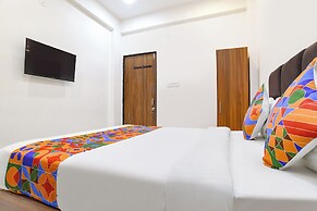 Fabhotel Mannat