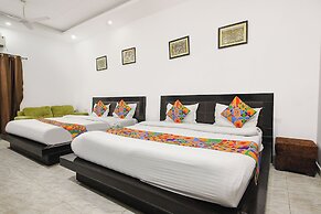 Fabhotel Khalsa Homestay