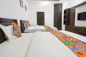 Fabhotel Khalsa Homestay