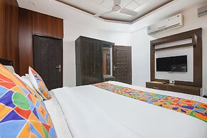 Fabhotel Khalsa Homestay