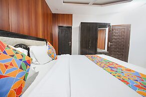 Fabhotel Khalsa Homestay
