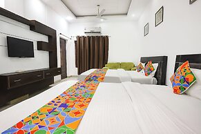 Fabhotel Khalsa Homestay