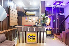 Fabhotel Vardhmaan Inn