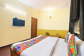 Fabhotel Vardhmaan Inn